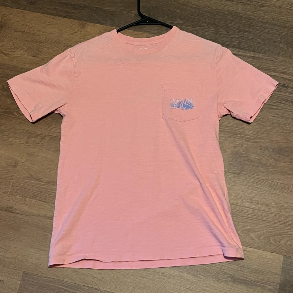 Men's Vineyard Vines T-shirt extra small